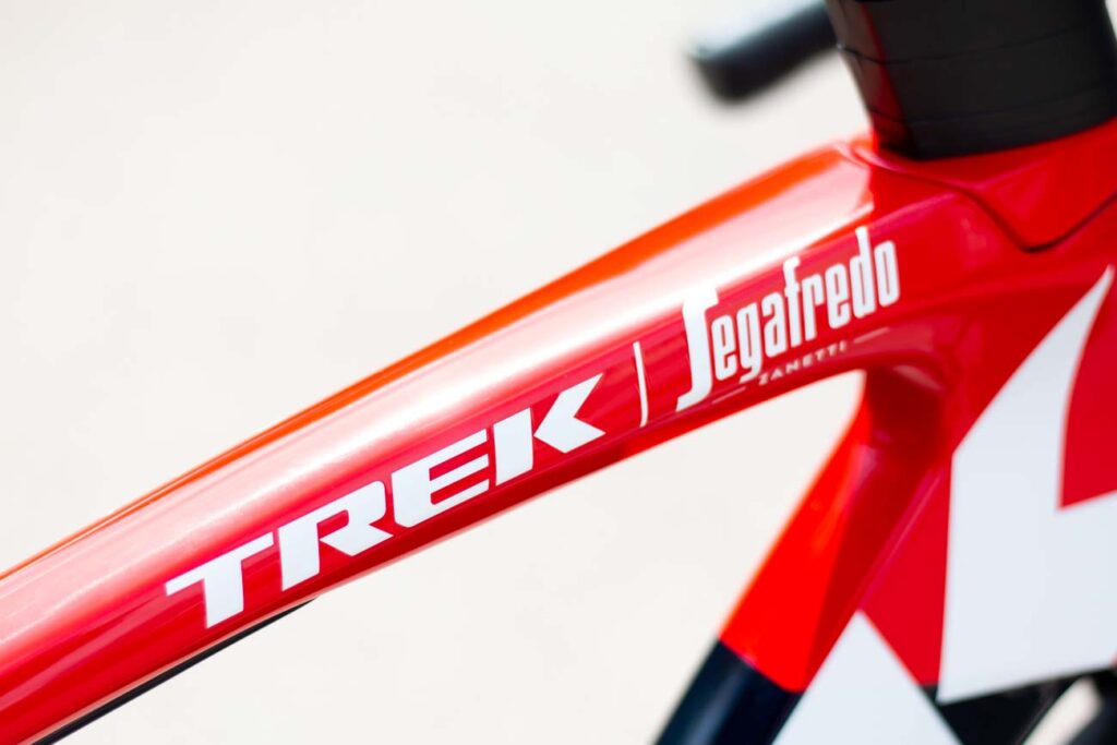 Individuelles Trek Madone 7 Disc eTab Aero-Rennrad (Project One) Trek Madone SLR 7 eTab Disc 01 1024x683 - Individuelles Trek Madone 7 Disc eTab Aero-Rennrad (Project One)