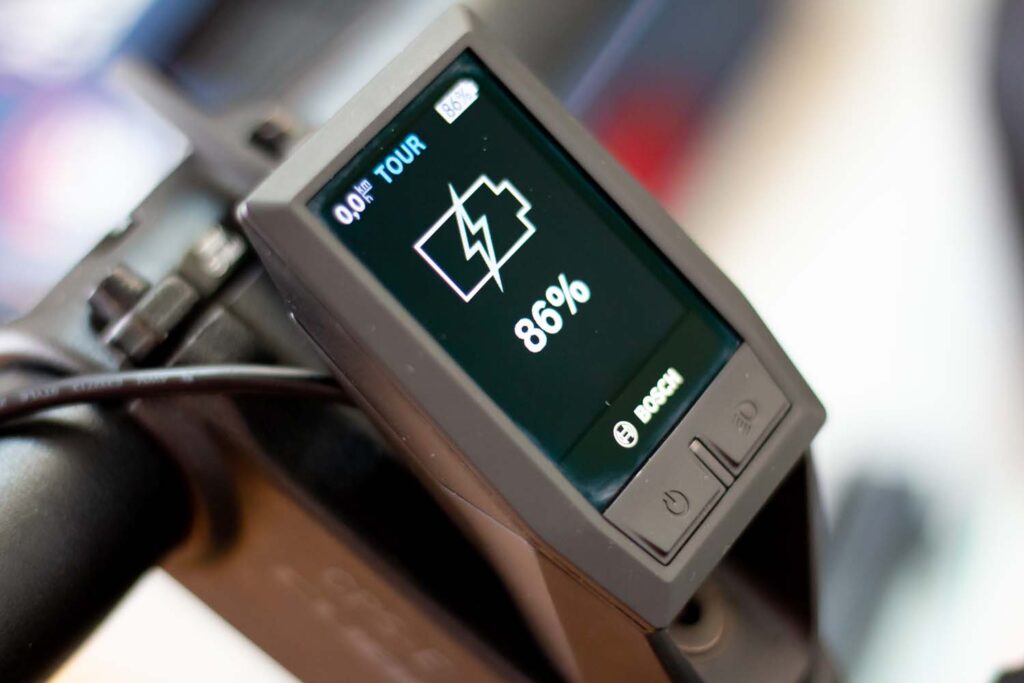 Bosch Kiox Display w&auml;hrend des Ladens