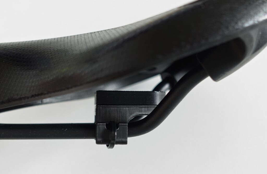 Apple AirTags als Tracking-Möglichkeit fürs Fahrrad? Gadget Gott AirTag Halter Fahrrad Test 2 1024x666 - Apple AirTags als Tracking-Möglichkeit fürs Fahrrad?