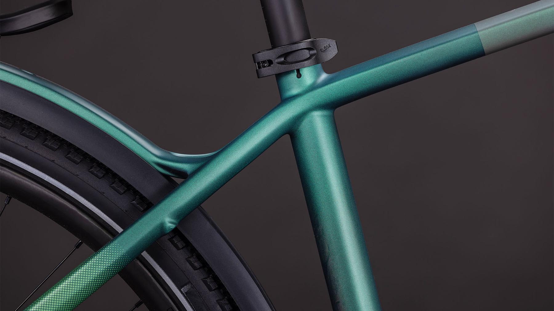 112950-Cube-Kathmandu-Hybrid-C-62-SLT-400X-seafoam-n-chrome-2026-EBike-Trekkingrad-Herren-05