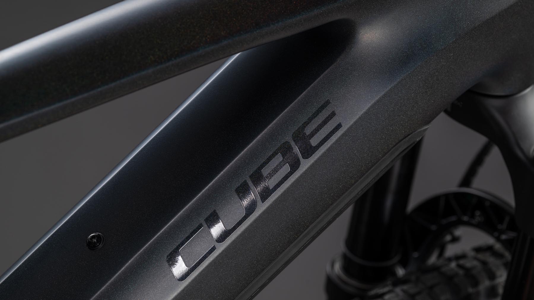 101400-Cube-Stereo-Hybrid-ONE22-SLT-800-prizmblack-n-black-2026-EBike-Fully-Mountainbike-02