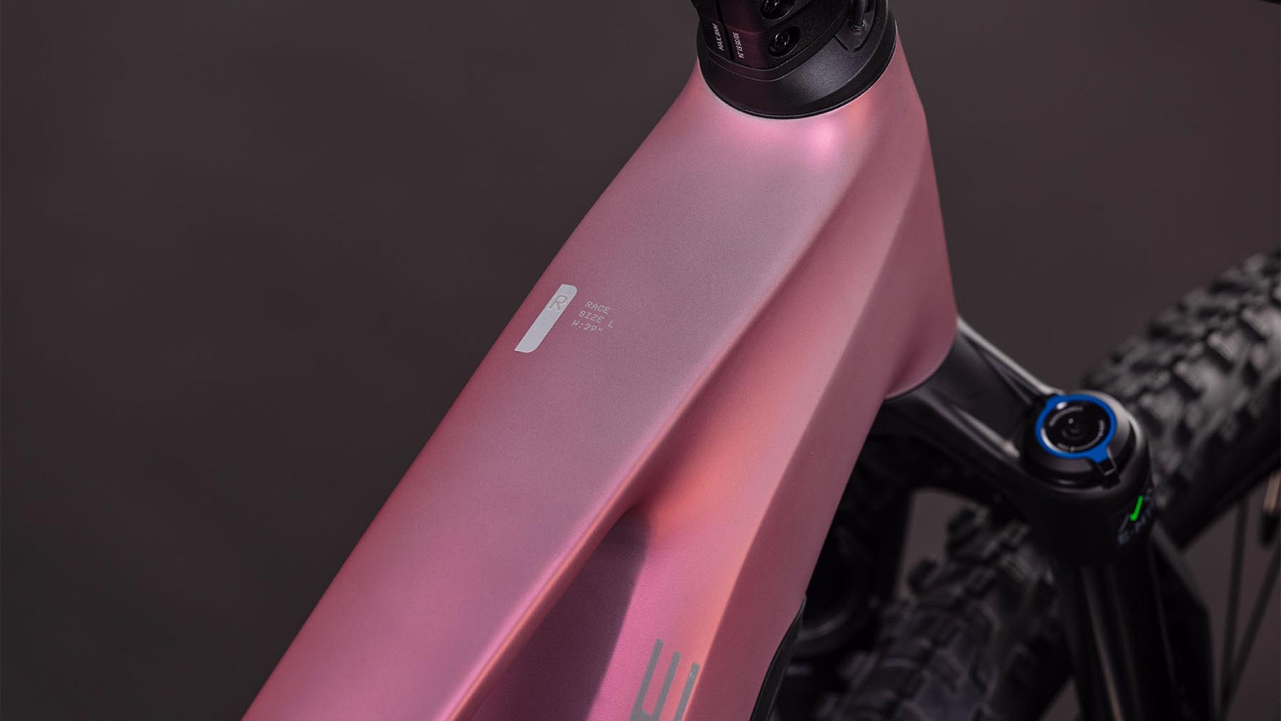 101220-Cube-Stereo-Hybrid-ONE22-Race-800-shiftblush-n-black-2026-EBike-Fully-Mountainbike-01