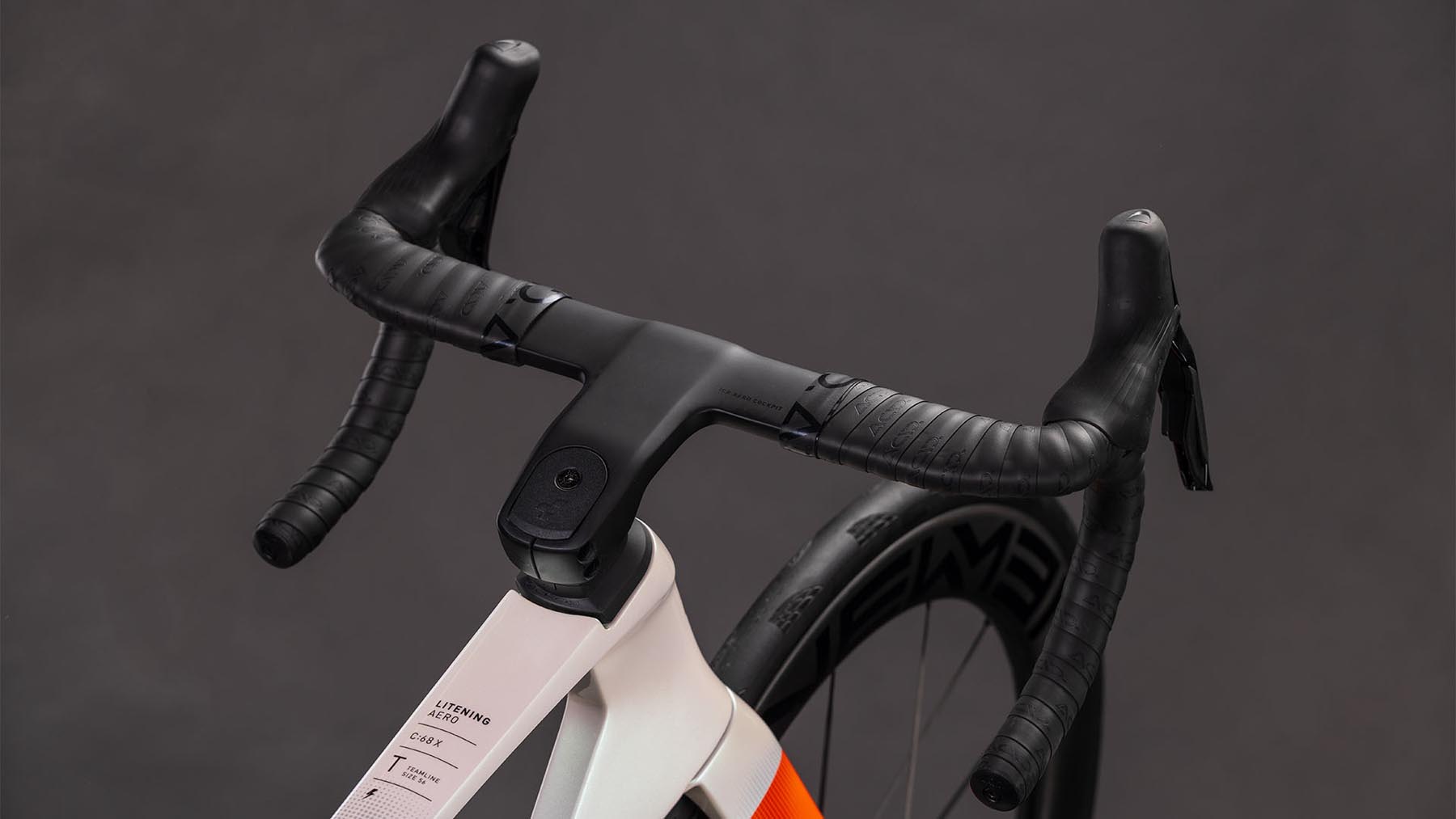 127310-Cube-Litening-AERO-C-68X-SLT-teamline-2026-Carbon-Rennrad-02